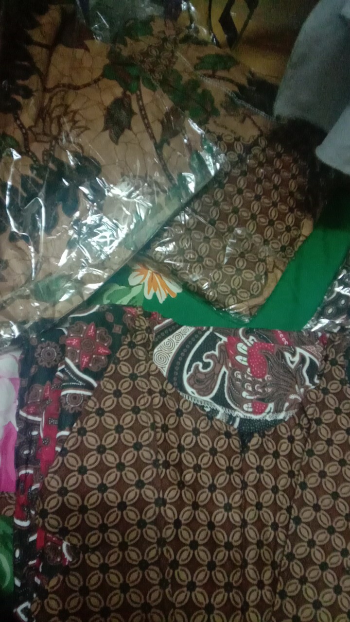 Maura Couple - Sania Ruffle Batik Couple Ori Ndoro Jowi Dnt Garansi Termurah Shopee - Pinguin Gurita