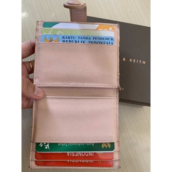 Preloved dompet ck ( charles and keith ) original