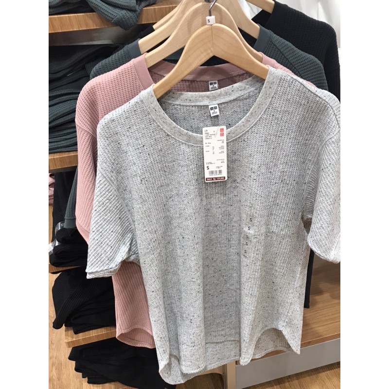 UNIQLO T-shirt Waffle Oversized crew neck Lengan Panjang / Pendek