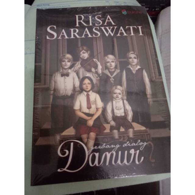 Buku gerbang dialog danur Risa Saraswati