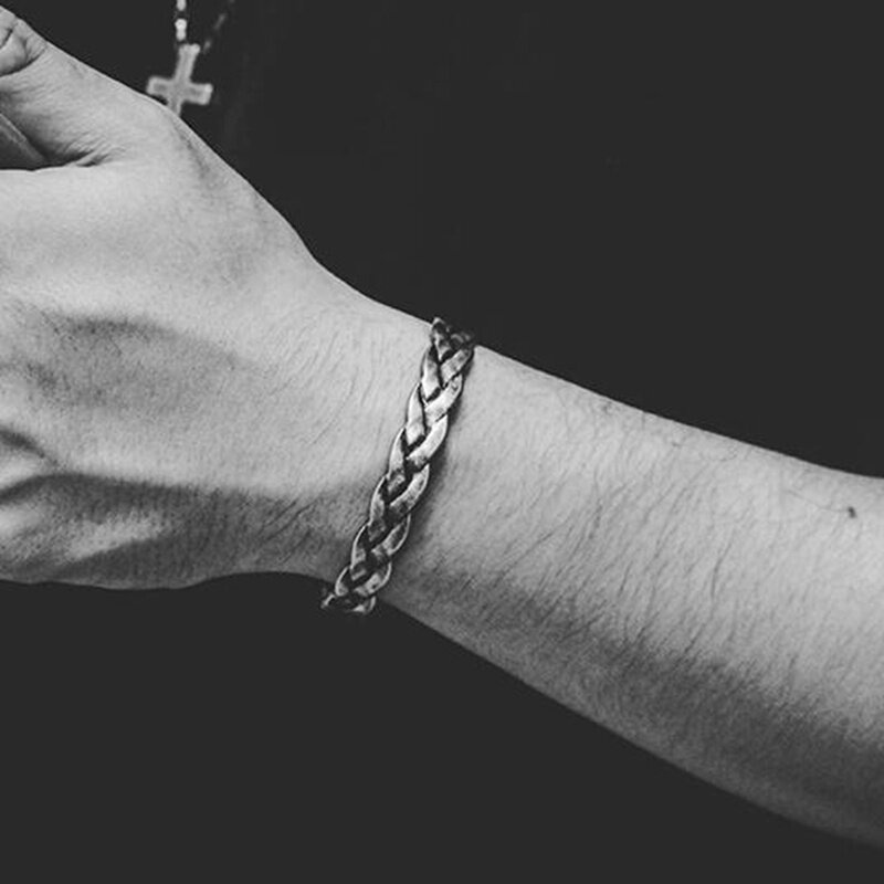 Gelang Model Terbuka Bahan Stainless Steel Lapis Silver Dapat Disesuaikan Untuk Hadiah