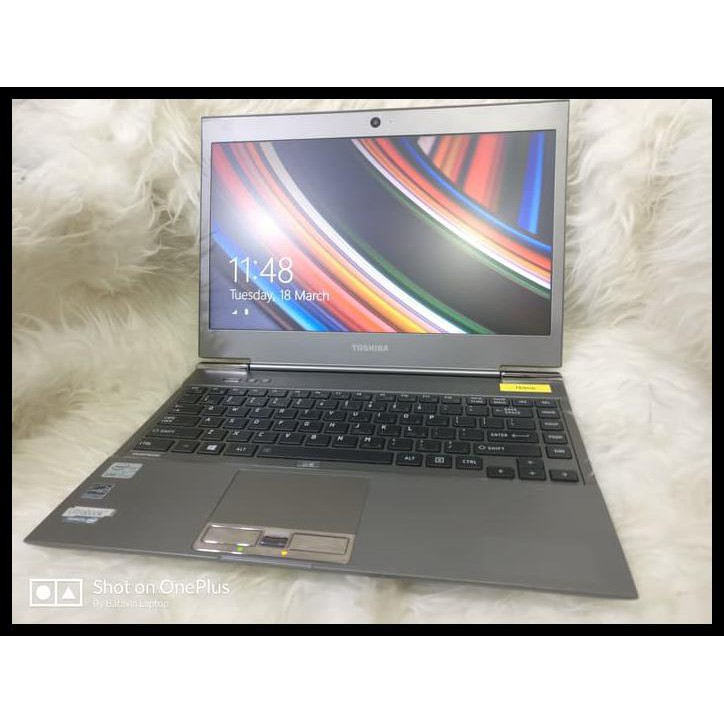 TERBAIK Ultrabook Murah i7 Super Slim - Toshiba Portege Z930 PROMO