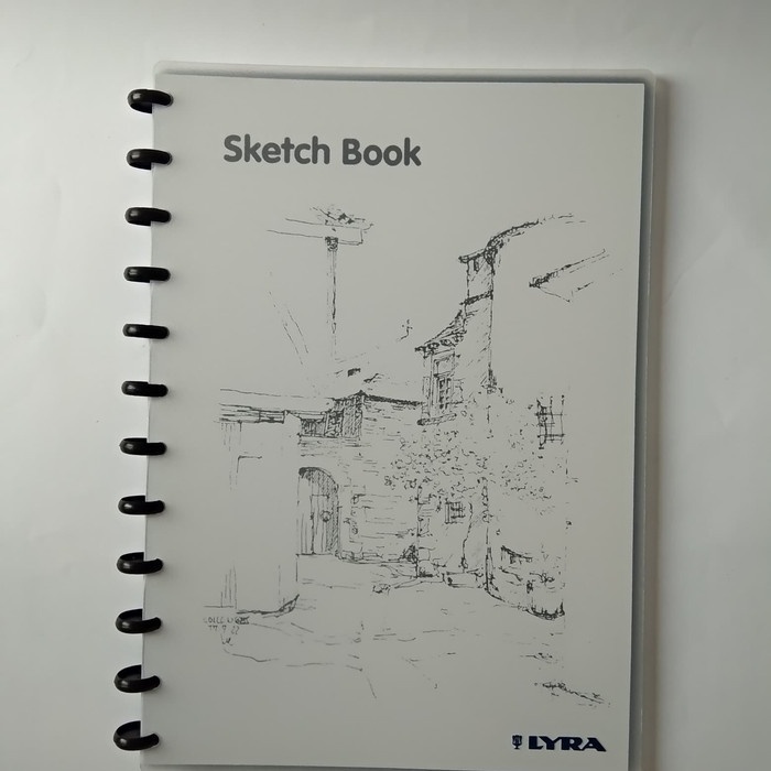 

Sketsagambar- Lyra Sketch Book A4 -Buku-Gambar-Sketsa.