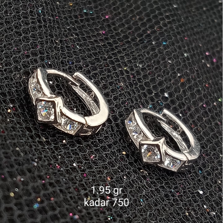 Anting Emas 17K - 1.95 gr Kadar 750 - 1254