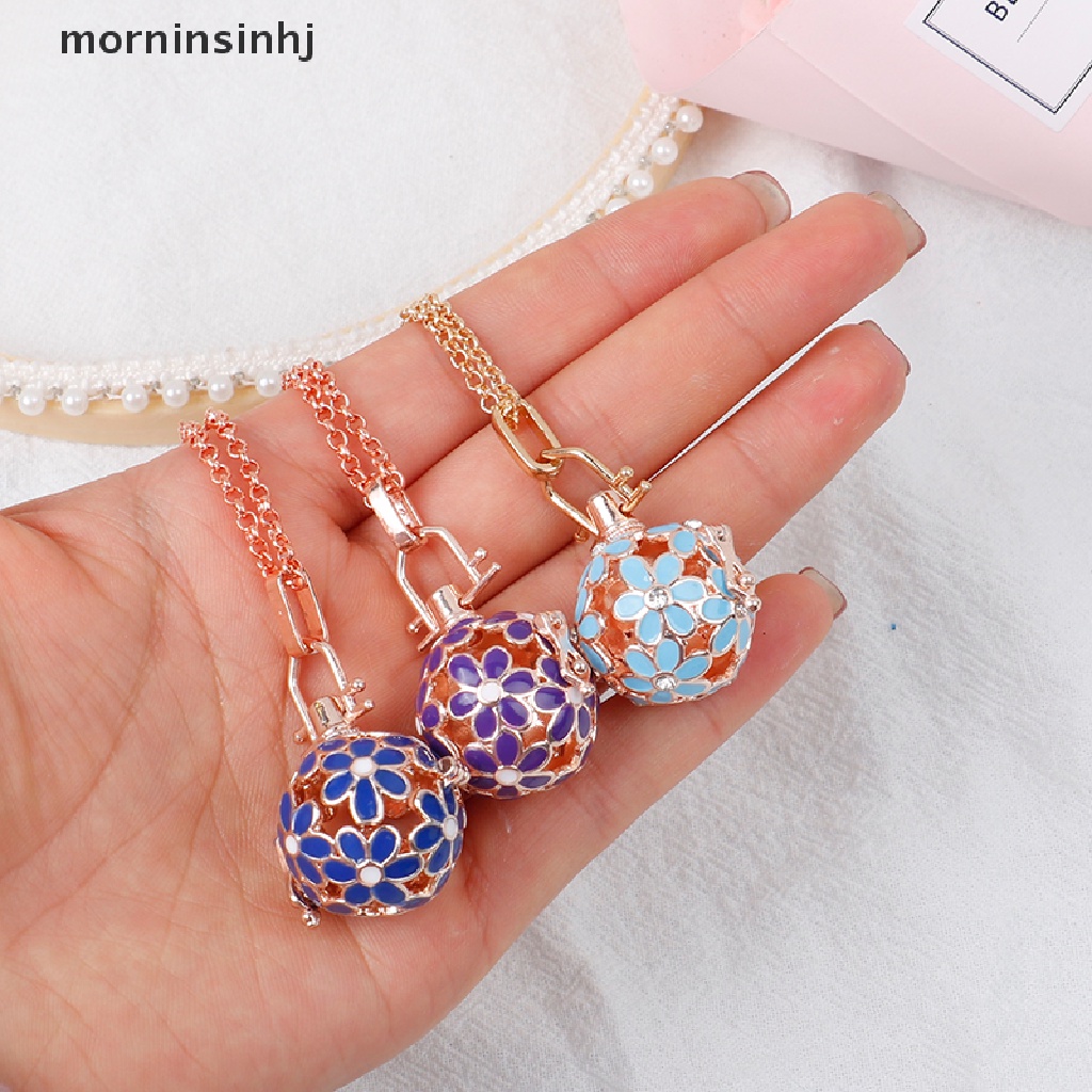 Mor Liontin Locket Bulat Motif Bunga Daisy Untuk Diffuser Aromaterapi