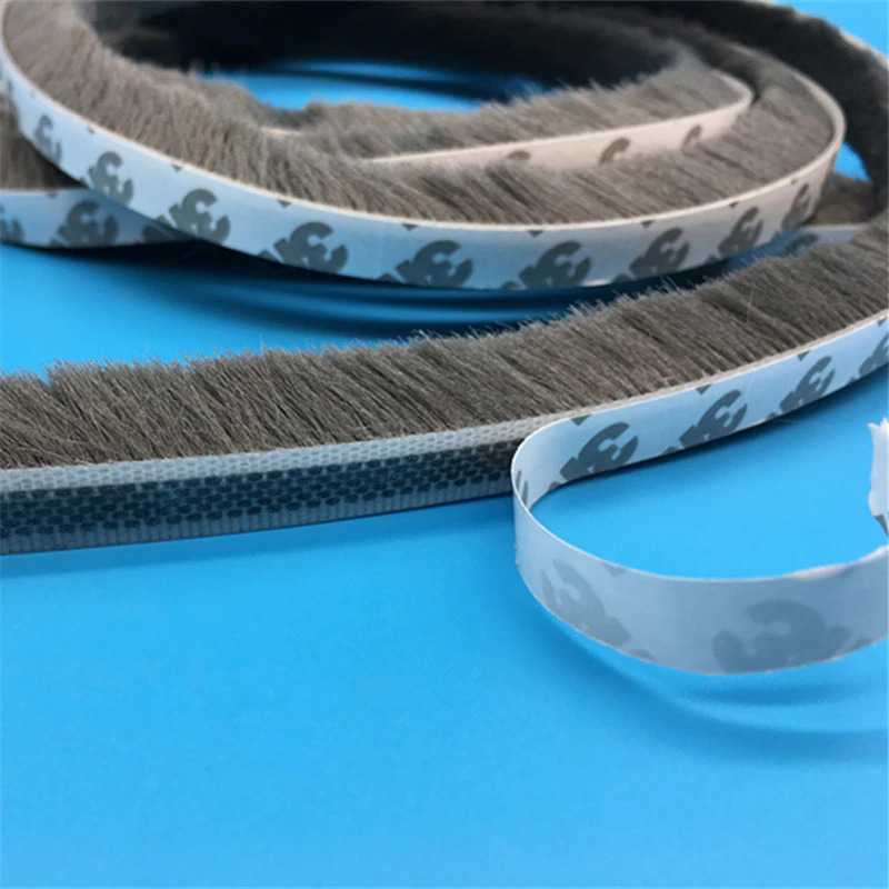 TD-DDG GANCHUN Lis Strip Pintu Brush Strip Sealing 9 x 15 mm 10M - KK-061