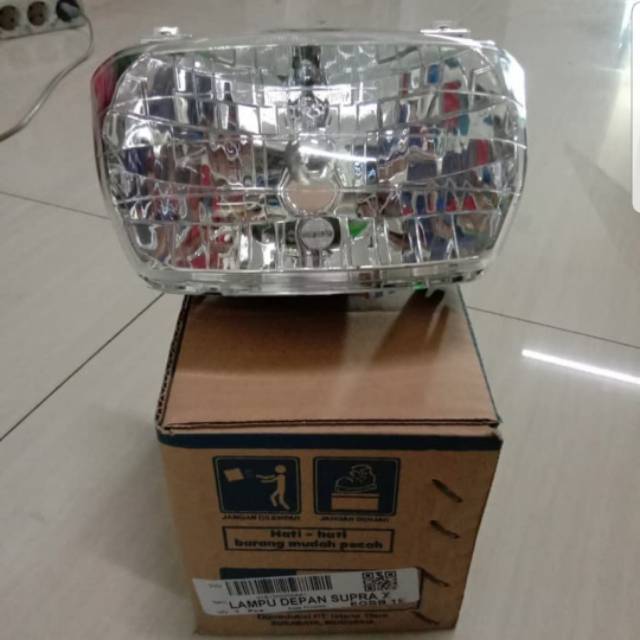 Reflektor/ lampu depan supra X