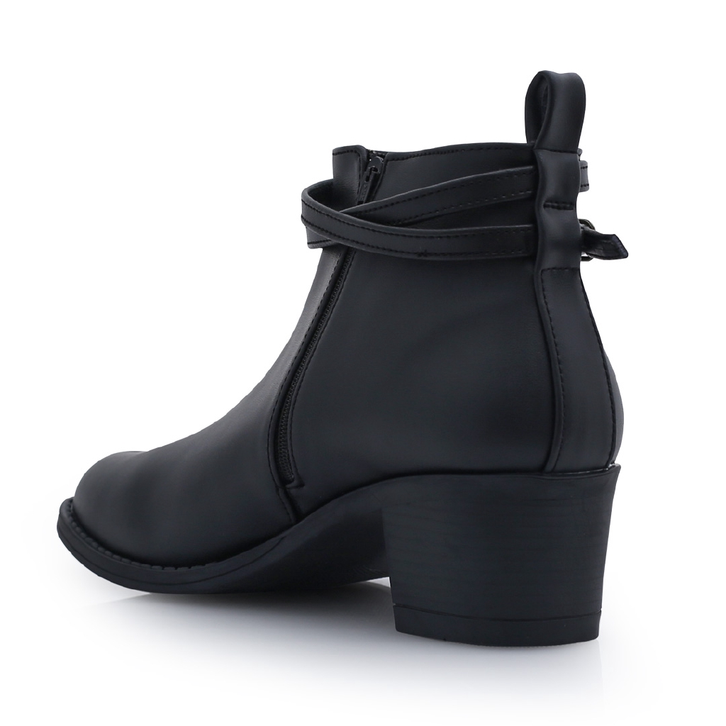 KHK by Khakikakiku Jill Black Boots