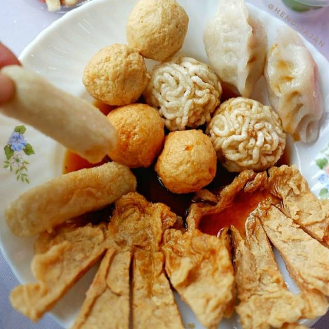 

pempek campur isi 15