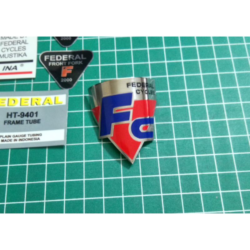 

stiker federal pussy cat plus emblem fc