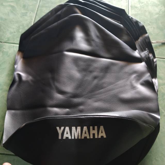 Sarung kulit jok yamaha F1zr force one zr standar Shopee Sarung kulit jok yamaha F1zr force one zr standar Shopee