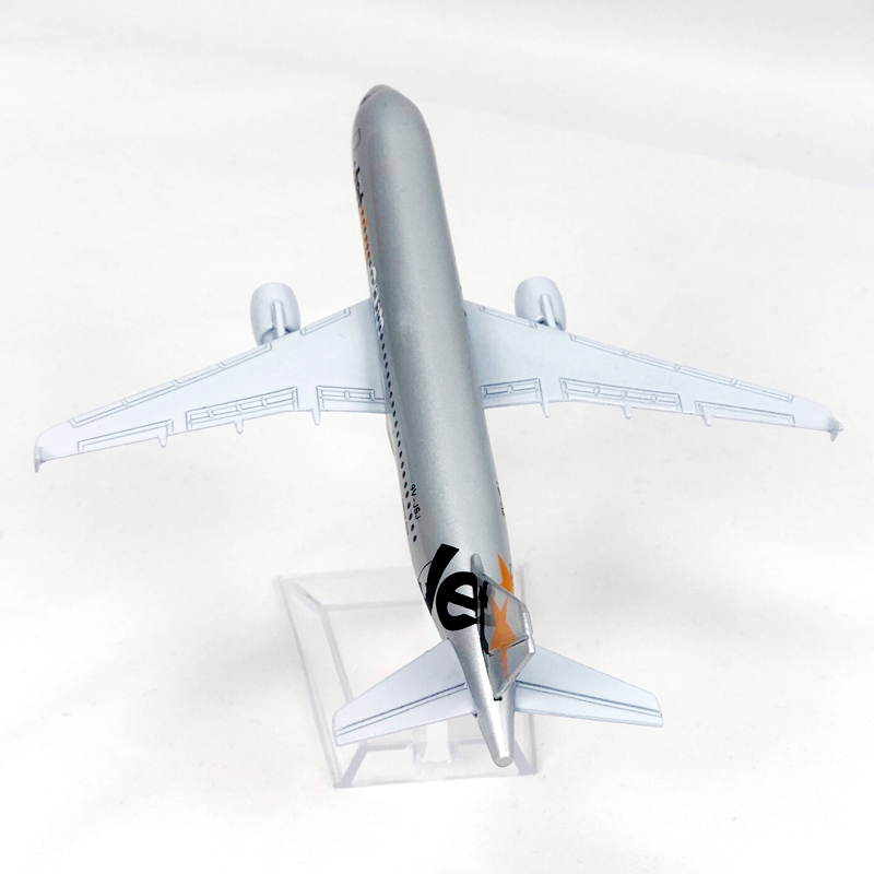 Jetstar Model Pesawat Airbus 320 A320 Bahan Alloy Metal Ukuran 16CM