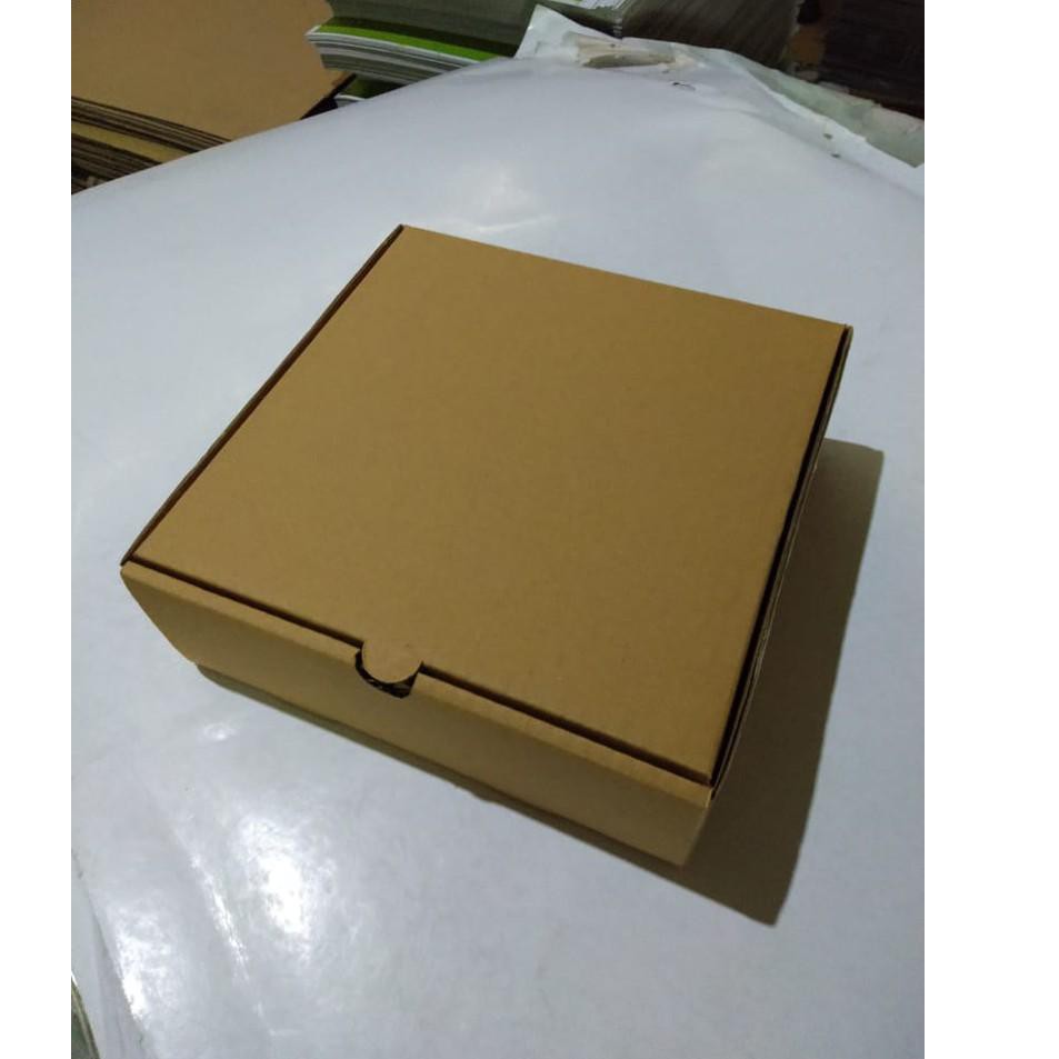 

[12.12] Karton Box 20x20x7 cm Kardus/Karton/Polos/Pizza/Nasi