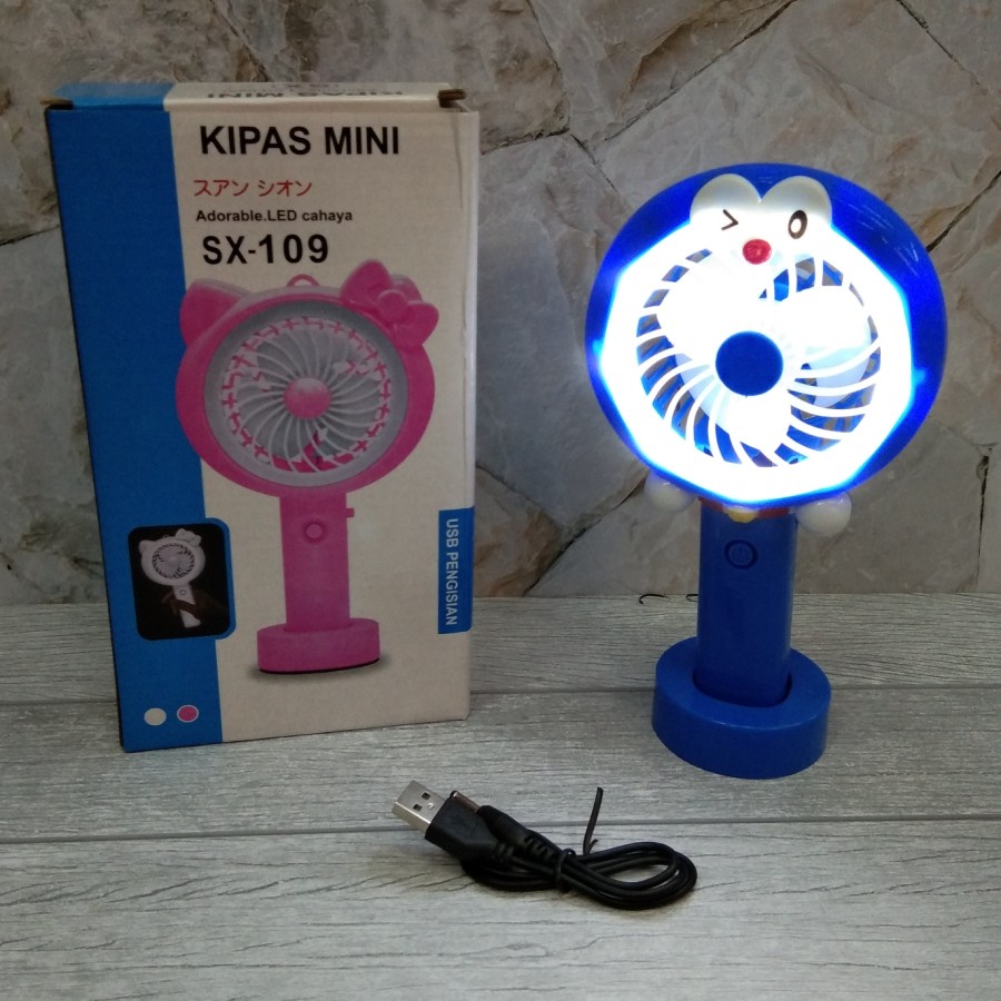 COD Kipas Angin Mini LED / Mini Fan LED USB Karakter SX-109 - DORAEMON/HELLO KITTY