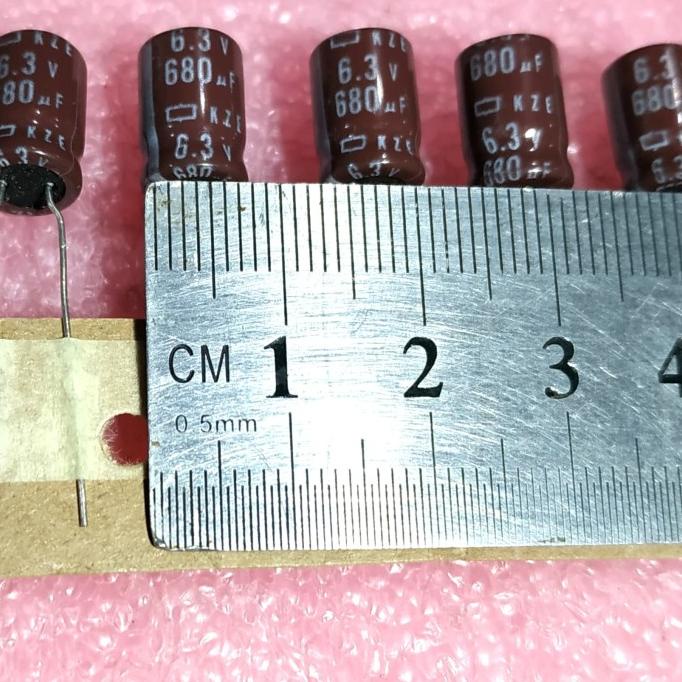 Capacitor / elco / kapasitor / elko 680uf 6.3V pau67 Diminati Banget