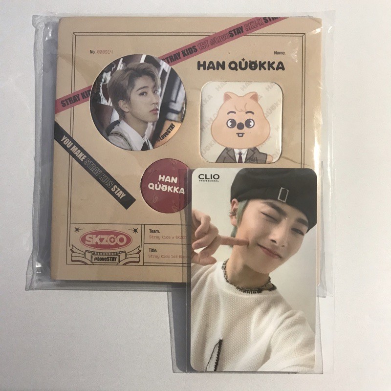 Stray Kids Skzoo pin button han quokka + pc clio mild jeongin i.n photocard without barcode plastic