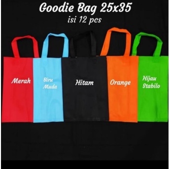 

Goodie Bag Spunbond 25x35 Tas Bahan Tas Kain Goodie Bag Tas Souvenir