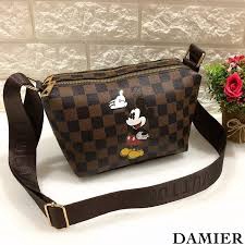 Tas Wanita selempang burberry PREMIUM bhel NEW   batam 3 ruang Kekinian   Terlaris Waistba
