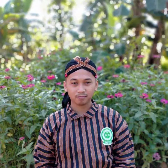 kebaya wanita BAJU SURJAN PRIA ADAT JAWA BAJU SURJAN DEWASA BAJU LURIK ADAT JAWA JOGJA SURJAN PRIA S