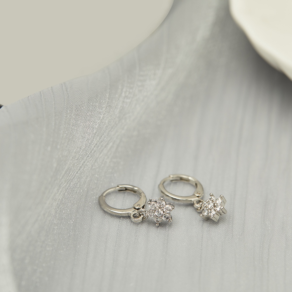 Y255 Korea Ins Temperamen Anting Bunga Sederhana Aksesoris Fashion Anting Wanita Perak
