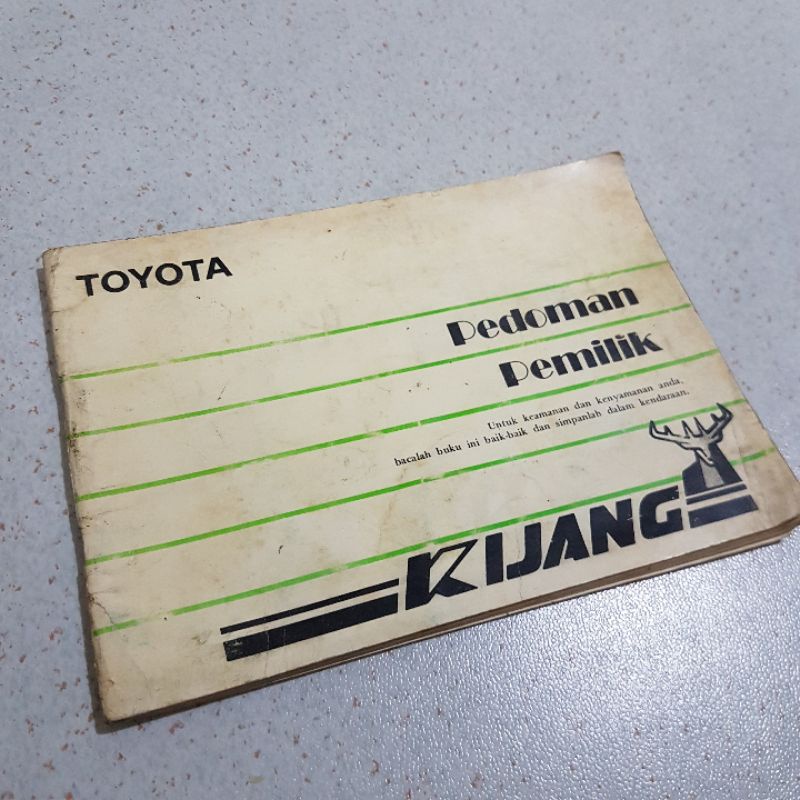 Buku manual book Pedoman Pemilik Kijang jadul cetakan 1989