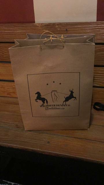 

Tas paperbag ukuran 25*9*35 cm (sablon)