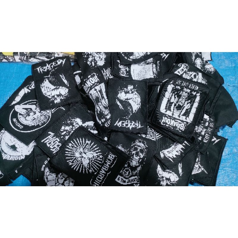 grosir emblem patch,isi 100 pcs,emblem band punk,emblem metal,emblem underground,emblem kotak,emblem