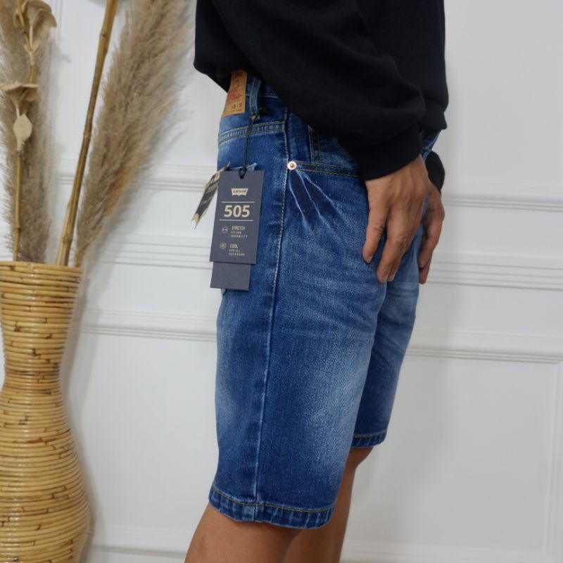CELANA PENDEK JEANS / JEANS 505 / LEVIS 505 / CELANA JEANS PENDEK