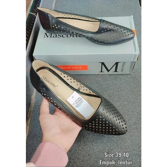 flat shoes mascotte