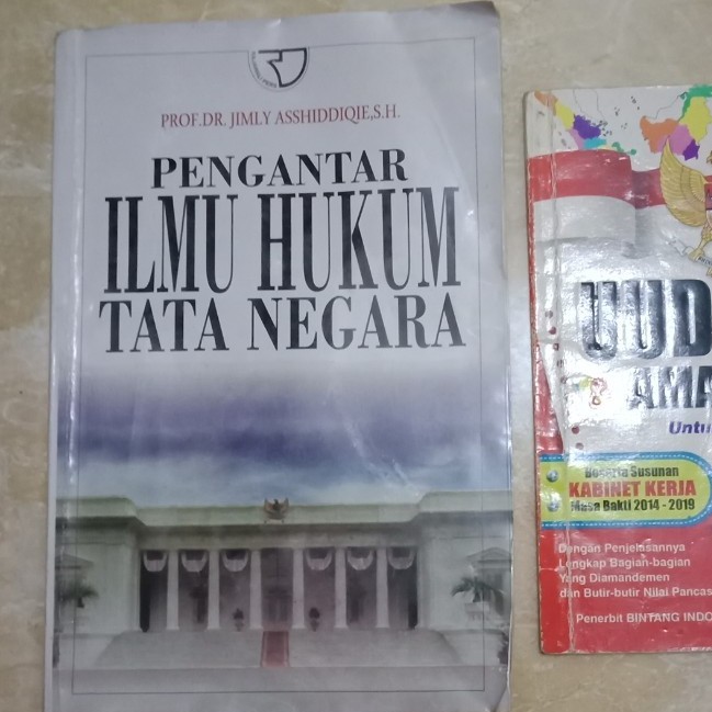 Jual Pengantar Ilmu Hukum Tata Negara by Prof Dr Jimly | Shopee Indonesia