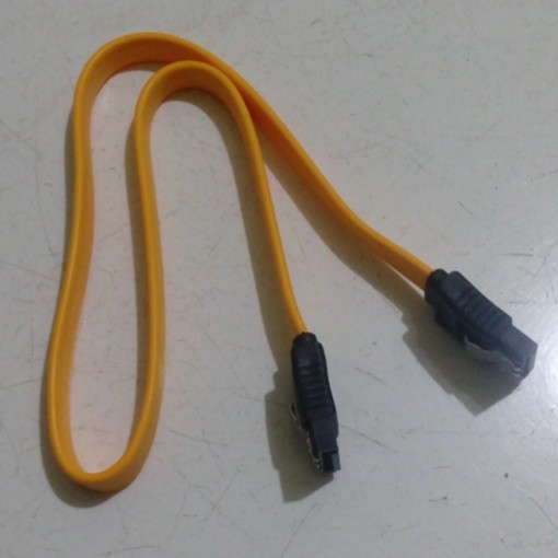 KABEL DATA SATA KLIP KUNING / KABEL DATA SATA JEPIT CLIP