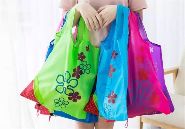 Tas Belanja Lipat Besar Strawberry Shopping Bag Organizer