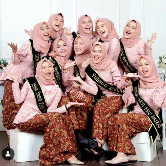 Selempang wisuda bludru pita bordir komputer lapis 1 tebal