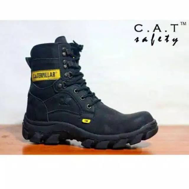 Sepatu boots caterpillar