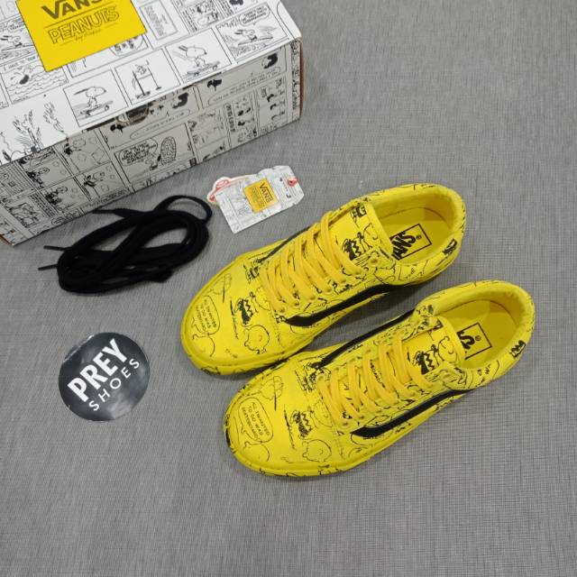 VANS OLD SKOOL X PEANUTS CHARLIE BROWN