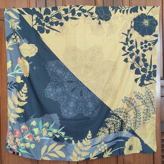 Preloved Voal Zyta Delia Zytadelia Scarf PL Hijab Segiempat