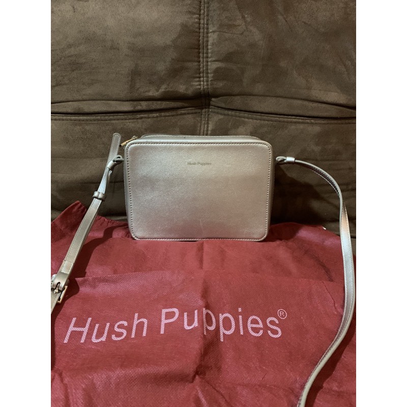 Hush puppies sling bag