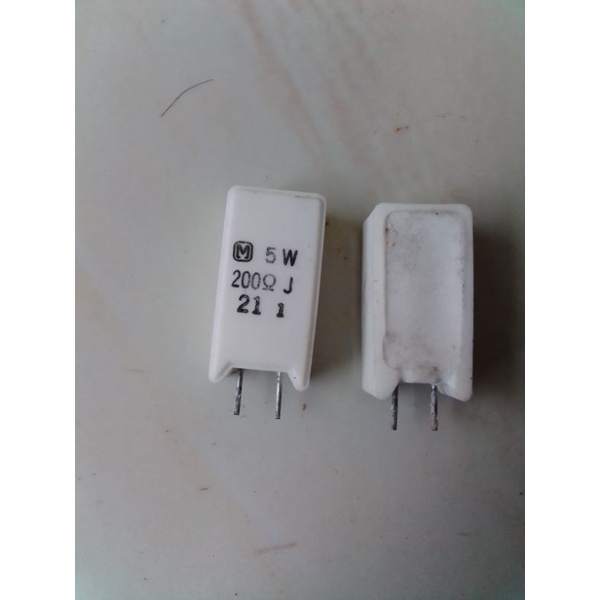 resistor Kapur 200 ohm 5watt