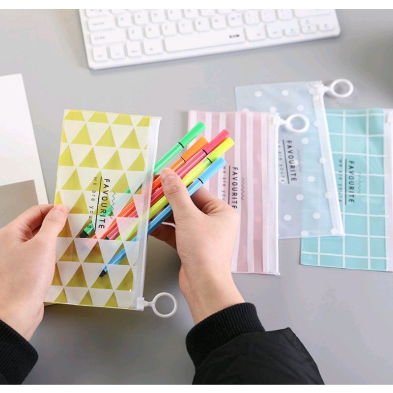 

Tas pensil/tas pulpen/tas alat tulis