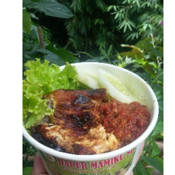 Rice Bowl Ayam Bakar Geprek + Sambal Terasi + Lalapan