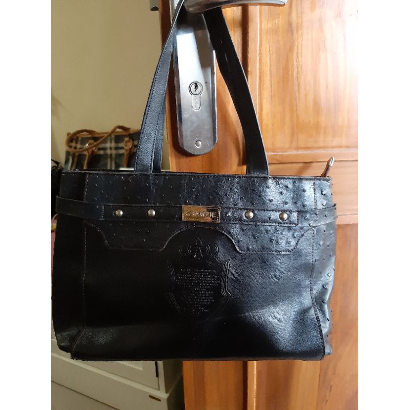Tas preloved Handbag Ssamzie kulbur hitam
