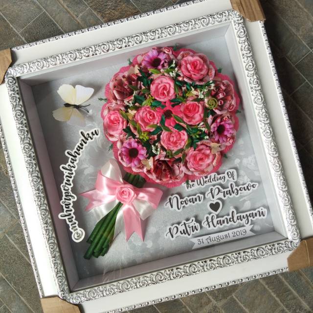 Mahar pernikahan / souvenir / figura mahar / mahar uang hias / bunga bouquet / buket uang kertaskk