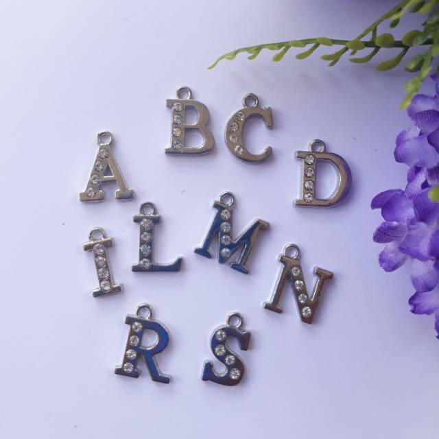 Bahan Kerajinan Huruf Besi 4 Permata (Harga per pcs)