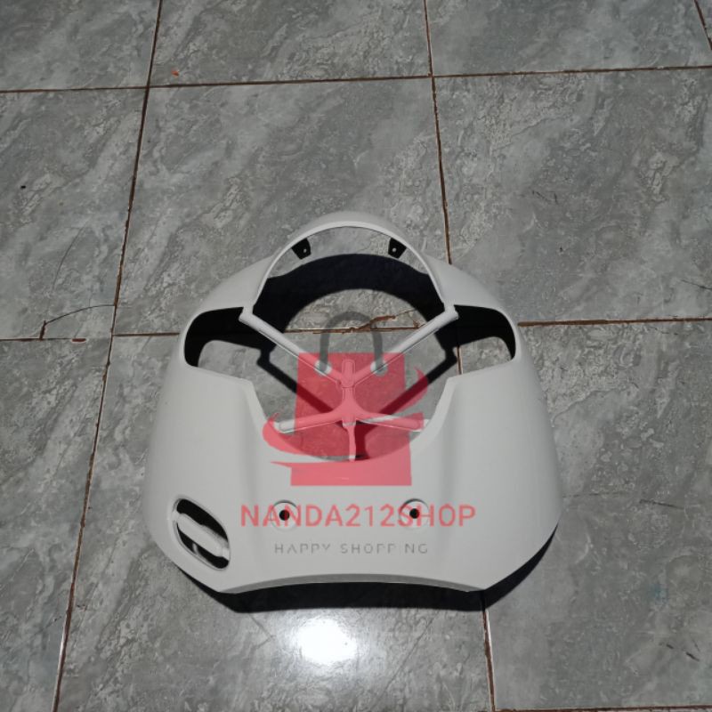 Dasi/tameng Scoopy donat 2018-2019 putih