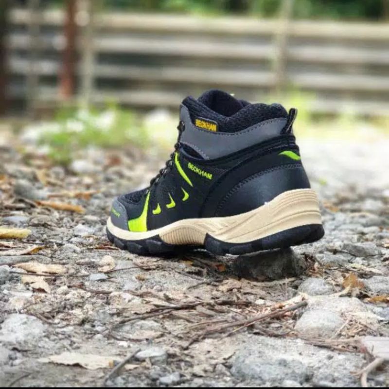 [COD] SEPATU HIKING BECKHAM 01 | SEPATU GUNUNG MURAH