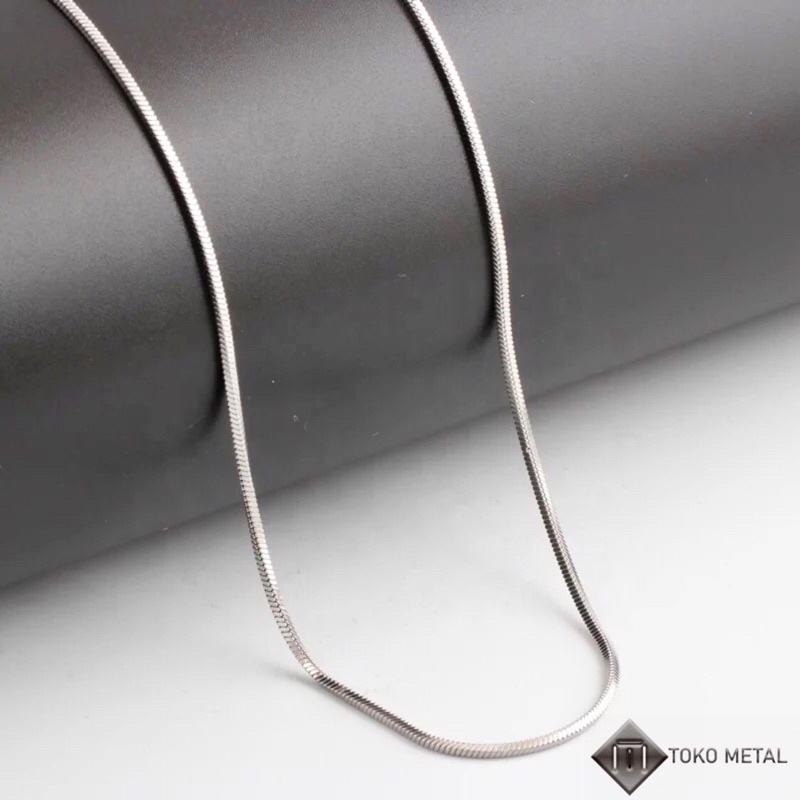 KALUNG TITANIUM MODEL KOTAK WARNA SILVER ANTI KARAT PRIA&amp;WANITA [TOKO METAL]