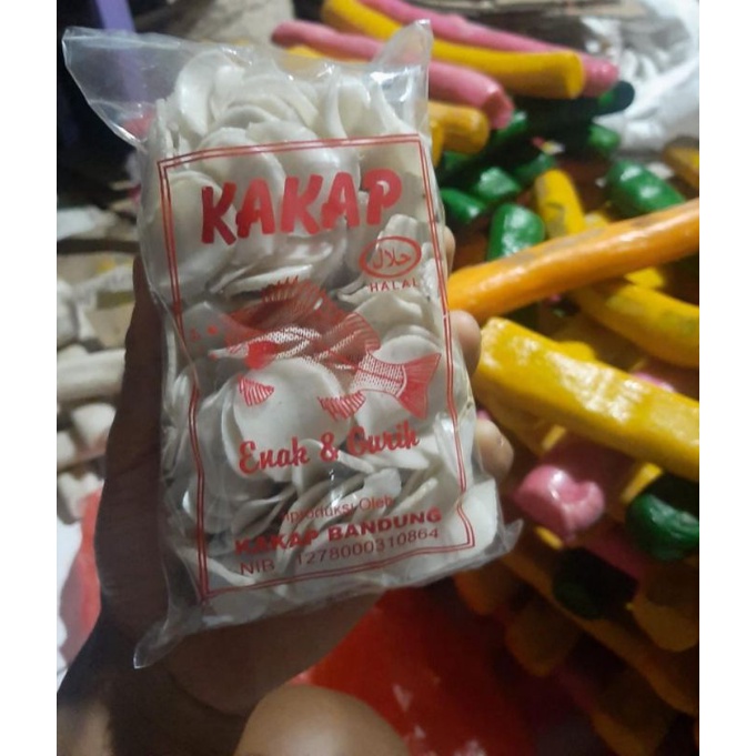 

kerupuk krecek rasa bawang