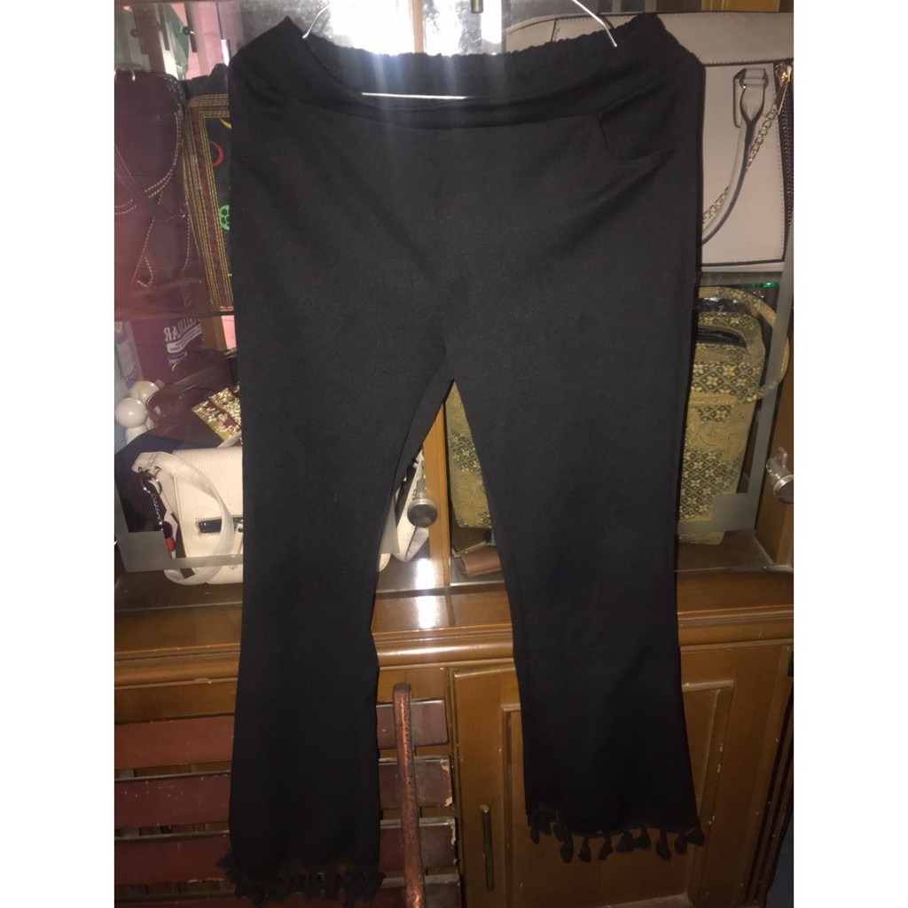 PRELOVED CELANA CUTBRAY RAWIS