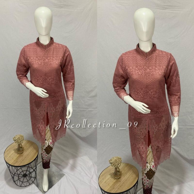 Kebaya Brokat / Kebaya Tunik / Kebaya Modern / Kebaya Favorite / Kebaya Batik Couple