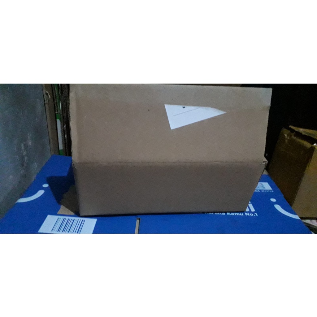 

PROMO Kardus Bekas Packing Ukuran Kecil 28 cm x 21 cm x 9 cm Mulus Pindahan Rumah Online Shop Pembungkus Kado Kemasan Original Murah